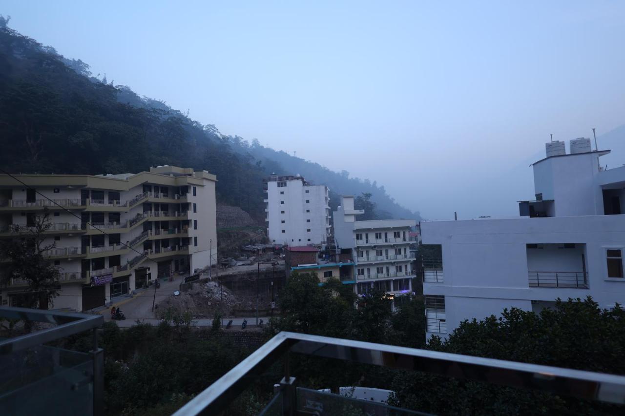 רישיקש Perfect Stayz Premium Forest Valley Near Waterfall מראה חיצוני תמונה